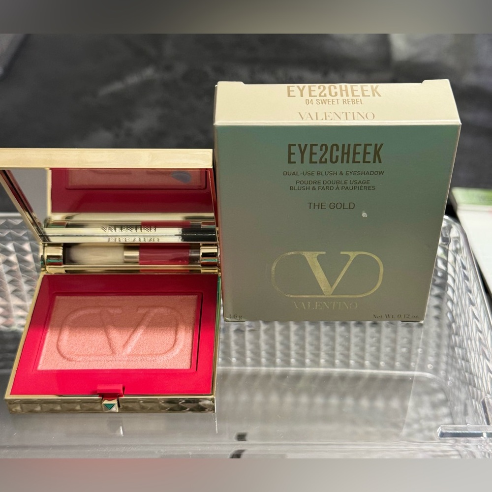 Valentino Eye2Cheek Dual Use Blush & Eyeshadow